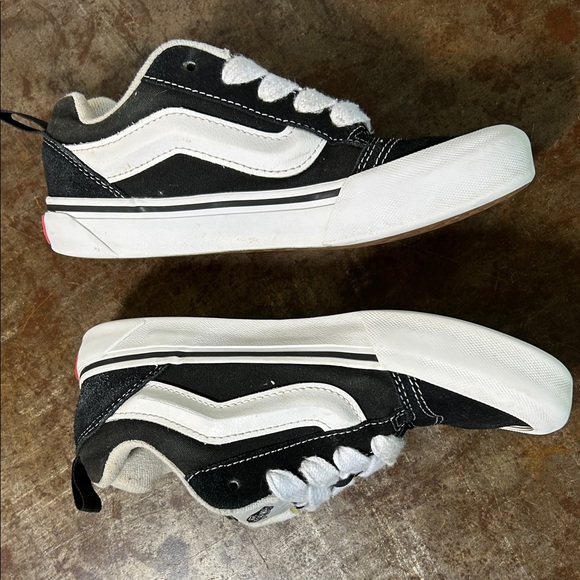 Vans Knu Skool Black and White Low-Top Skate Sneakers - Picture 7 of 14